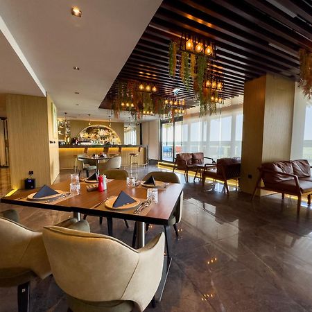 Millennium Place Mirdif Дубай Экстерьер фото