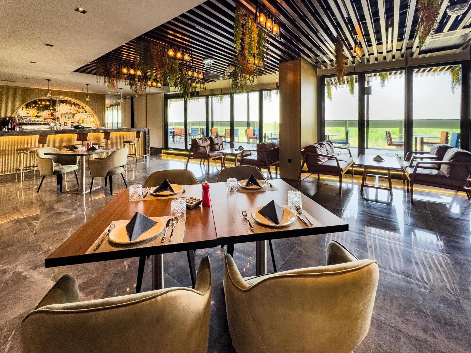 Millennium Place Mirdif Дубай Экстерьер фото